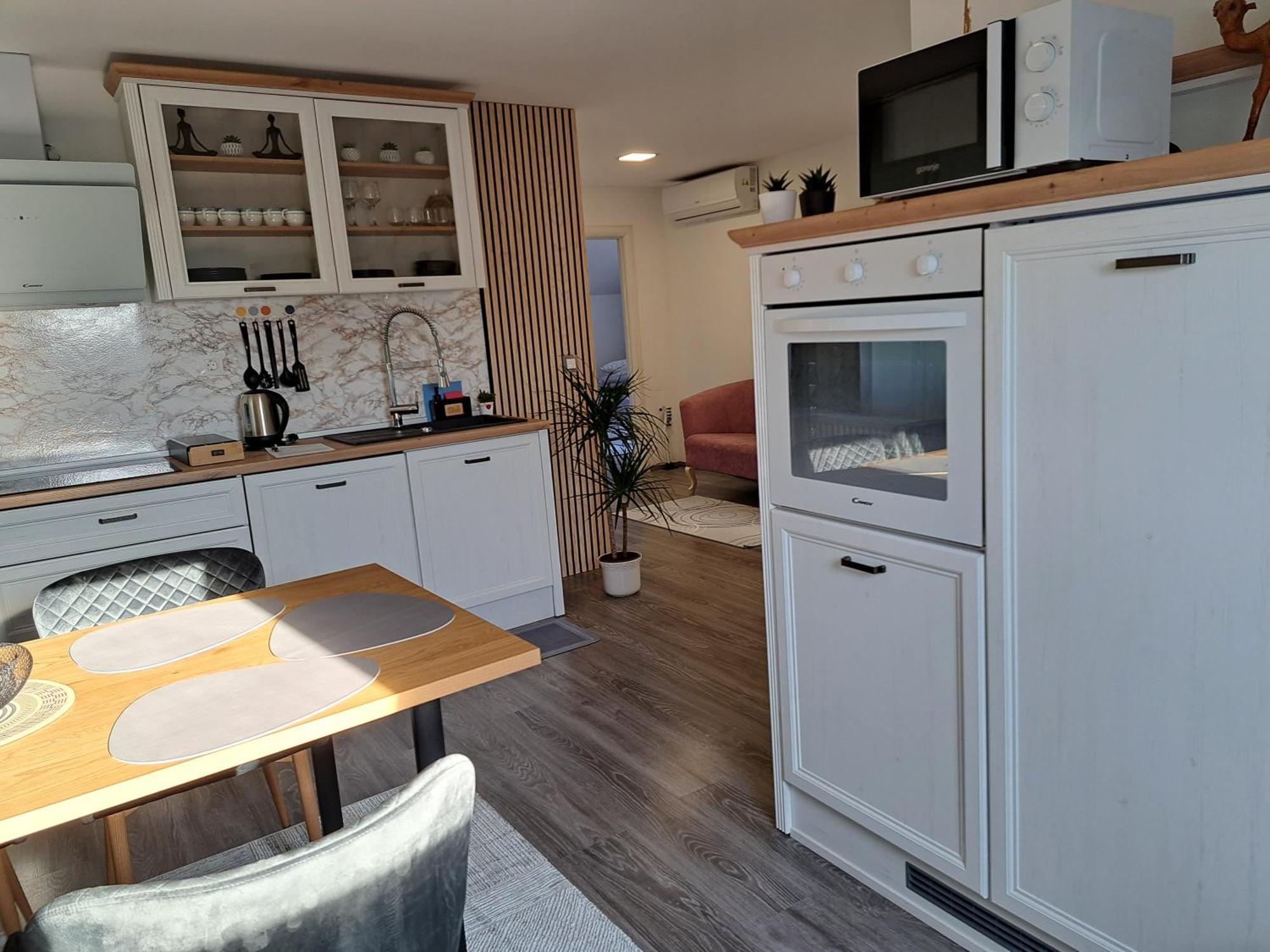 Apartmani Habibi Jalzabet Buitenkant foto